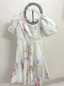 White Floral Puff Sleeve Dress | wore only once