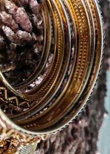 Exquisite Gold-Tone Bangles Set