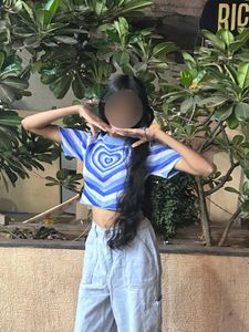 Blue Heart Print Cropped T-Shirt