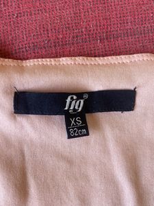 Offfer Grab Fast. Fig Pink Top Like New