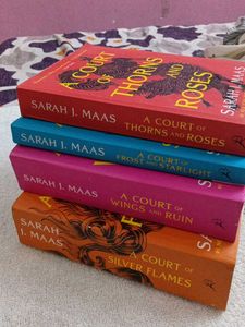 A Court of Thorns and Roses Set 4 Book