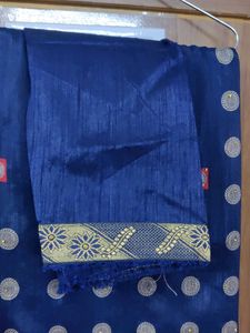 Elegant Blue Sari with Geometric Embellishments