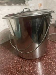Stainless Steel Bucket with Lid
