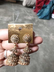 Elegant Jhumka Earrings with Pearls