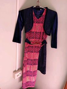 New Stylish Pink & Navy Dress(FREE FLOWER CLIP)