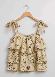 Floral Ruffled Camisole Top 🌻