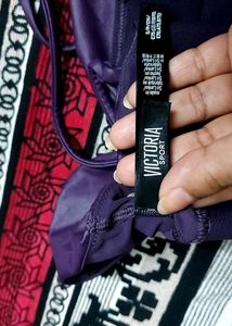 Victoria Sports Bra