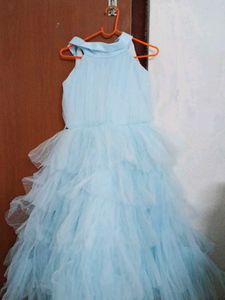Light Blue Tulle Party Dress With Innerwear