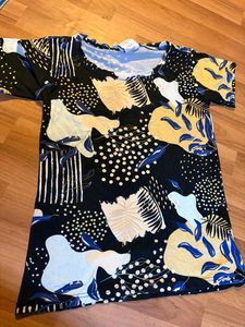 Abstract Print Black T-Shirt