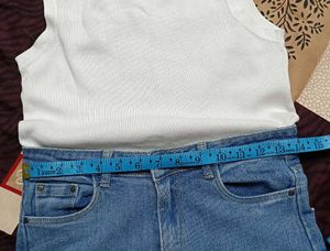 Classic Blue Jeans &amp; White Tee Outfit