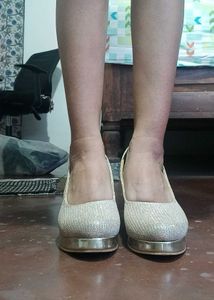 Sparkly Pointed Toe Flats
