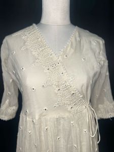 Elegant White Chikankari Kurta