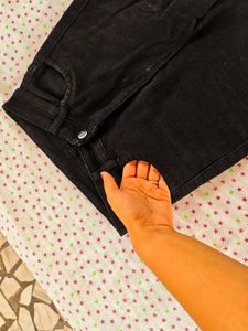 Black Cargo Jeans