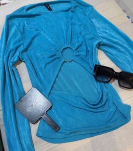Party wear solid top with cut 🦋