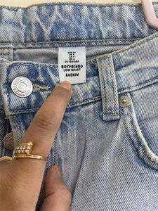 Trendy Ripped Light Wash Jeans