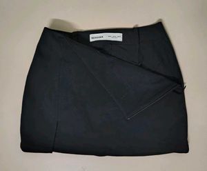Classic Black Mini Skirt