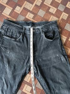 ⚡ ⚡ Flash Sale ⚡ ⚡Distressed Black Denim Jeans