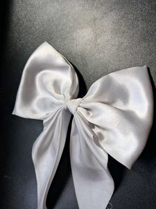 white hair bow