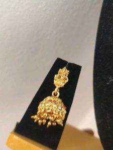 Gold finish combo set with earrings