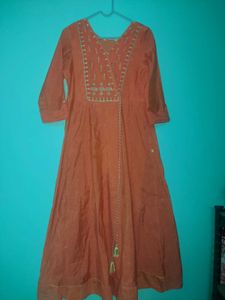 Elegant Embroidered Ethnic Kurta(XS)