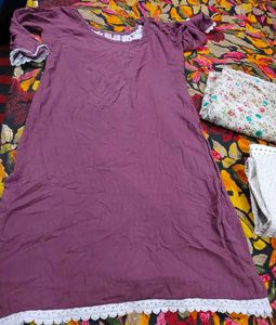 Embroidered Kurta with Paisley Motifs