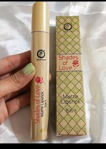 5 In 1 Lipstick 02(Bold Shades)