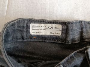 Kotty High Waist Jeans-Size 28