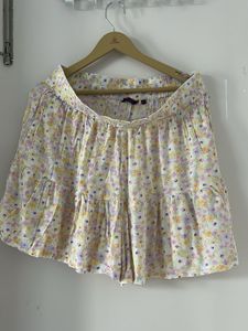 Cute Floral Tiered Shorts
