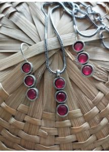 Pendant Set