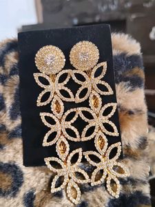 Sparkling Floral Drop Earrings