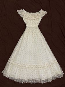 off shoulder vintage lace dress