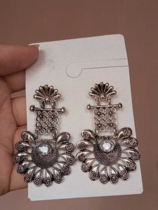 Oxidized Silver Dangle Earrings 🩶