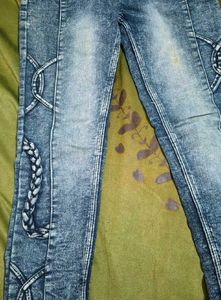 Stylish Women's Blue Denim Jeans