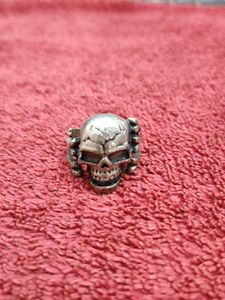 Skull Ring