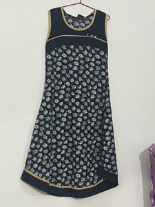 Navy Floral Sleeveless Midi Dress