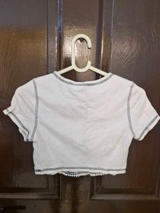H&amp;M Graphic Print Cropped T-Shirt