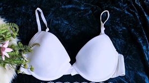 Lace Trimmed White Bra &amp; Panty Set