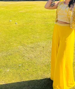 💛Yellow Embellished Palazzo Suit