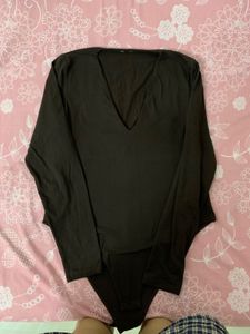 Deep V-Neck H n m top