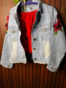 Stylish Denim Jacket with Rose Embroidery