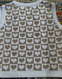 Cute Heart Pattern V-Neck Sweater Vest