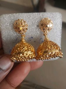 Elegant Gold Jhumka Earrings