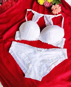 Elegant White Lace Bra & Panty Set