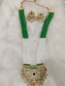 Necklace Set