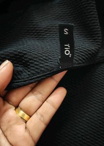 Black Ribbed Flare Sleeve Top