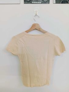Women's Short Sleeve V-Neck Top