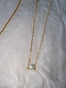 Elegant Gold Necklaces with Pendant &amp; Pearl
