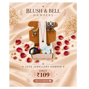 Cute  Hamper of 5 item with one free gift