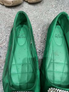 Emerald Green Embellished Flats