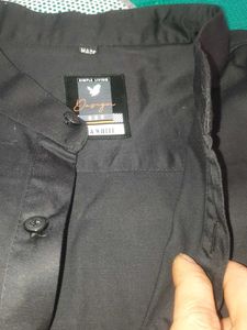 Simple Living Black Design Shirt XL